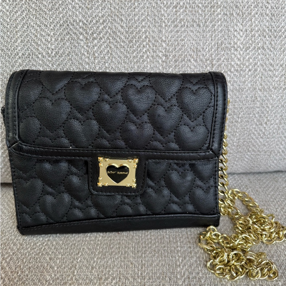 Betsey Johnson Black Heart Quilted Crossbody Bag